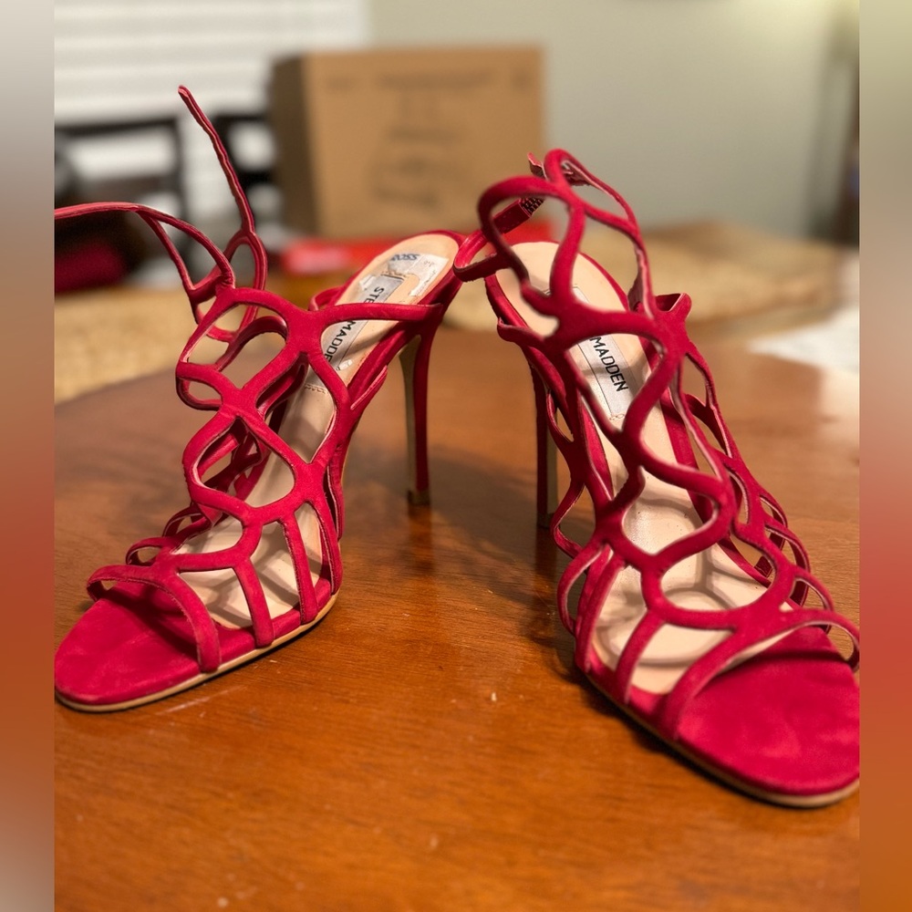 Steve Madden red suede heels